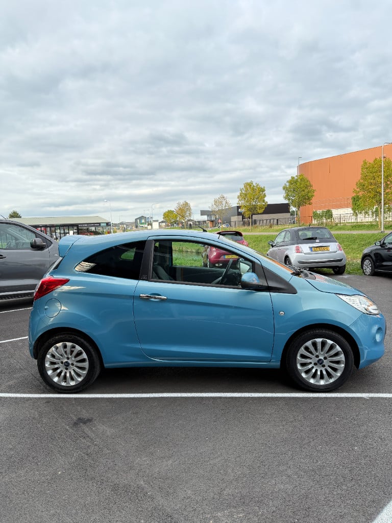 Ford KA 1.2 - titanium x - airco