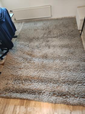 GRATIS! Hoogpolig vloerkleed