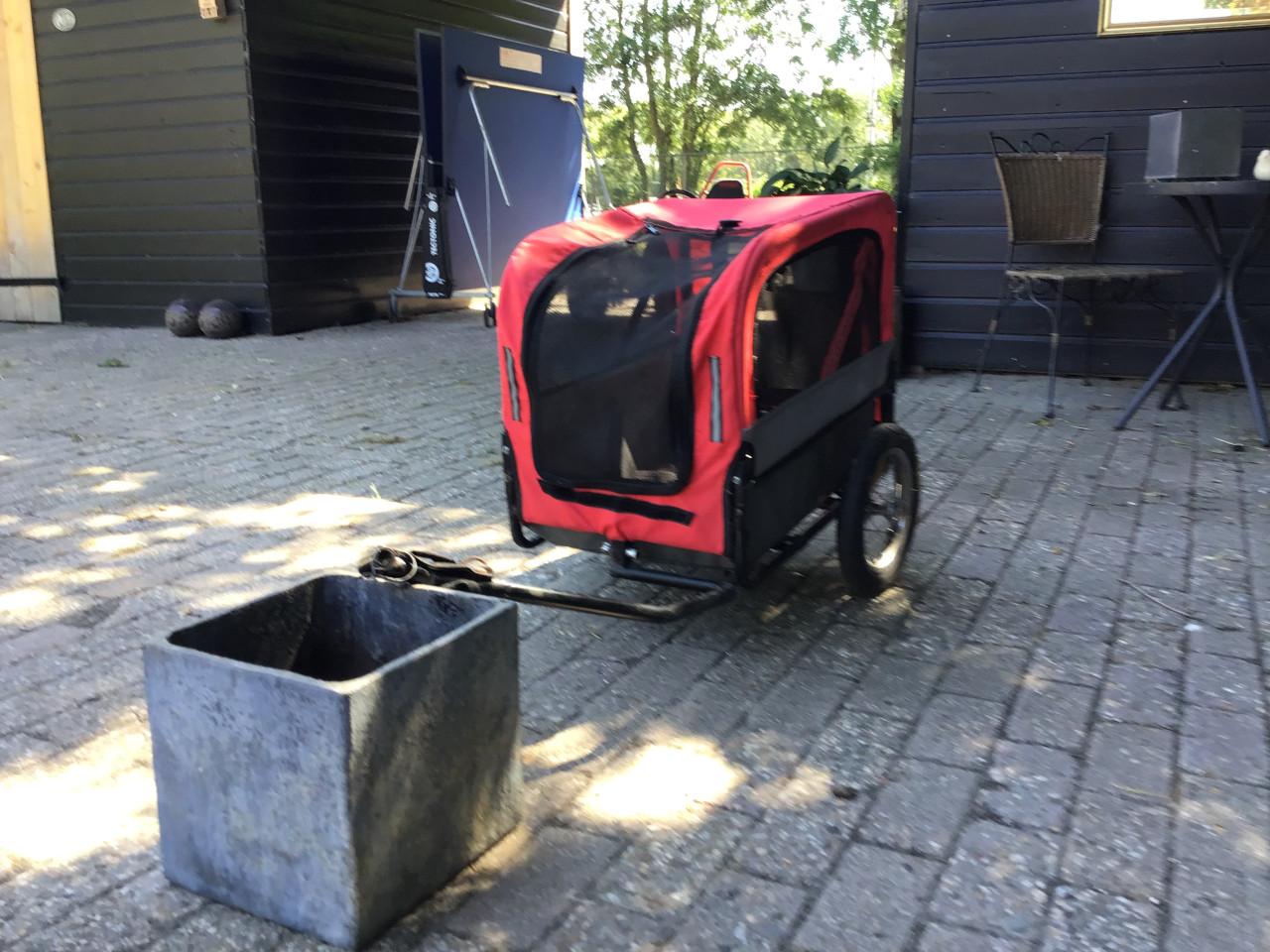 Hondenfietskar