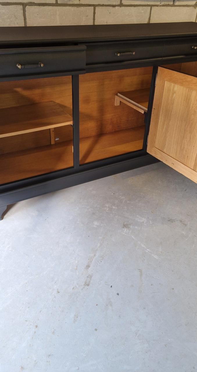 Mooi massief eiken dressoir