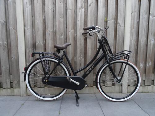 🚲 Cortina U4 Damesfiets – 57 cm – 7 Versnellingen – Zwart 🖤
