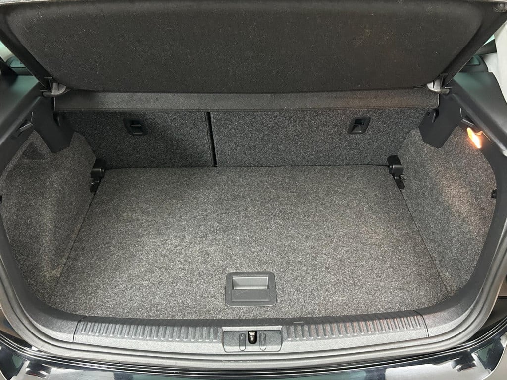 Volkswagen Polo occasion 1.0 bluemotion edition | zwart | airco | tweedehan