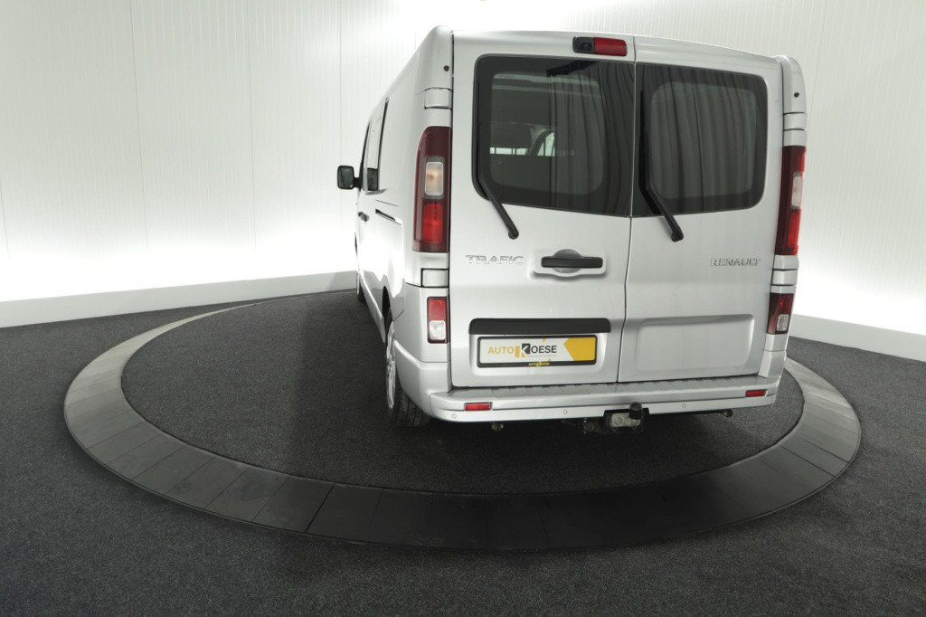 Renault Trafic 2.0 dci 170 t29 l2h1 dc comfort | navi | trekhaak | camera |