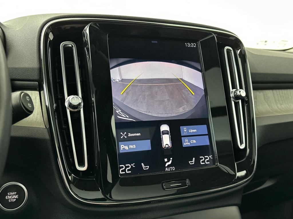 Volvo XC40 t5 262pk recharge inscription| pano| adap.cruise| leder| camera|