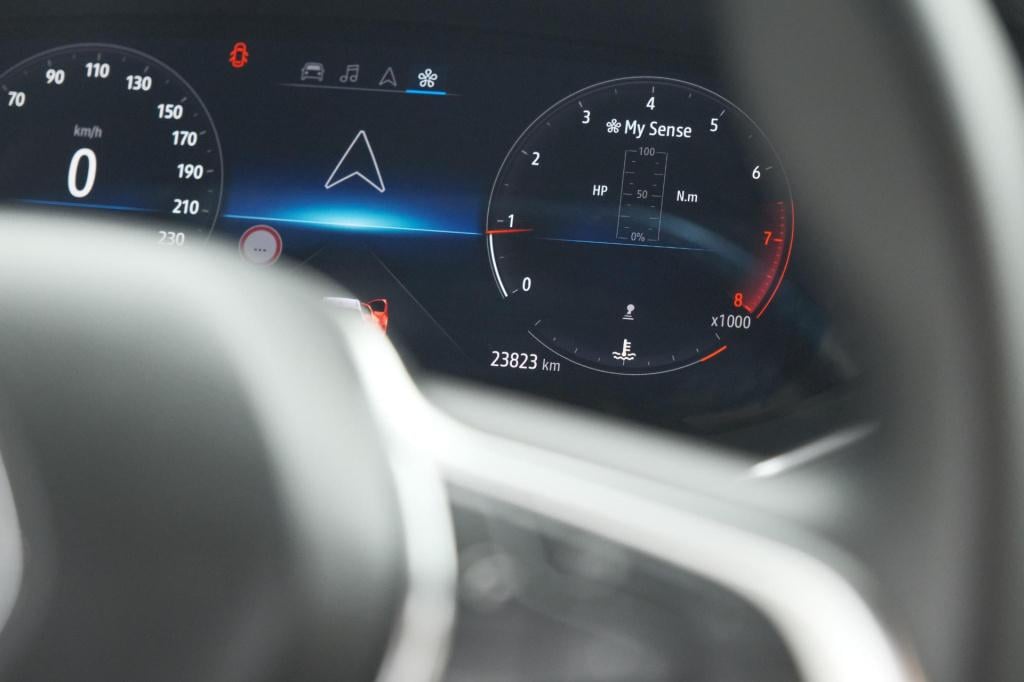 Renault Captur tce 90 techno | 360 camera | 9.3 inch grootscherm | apple ca