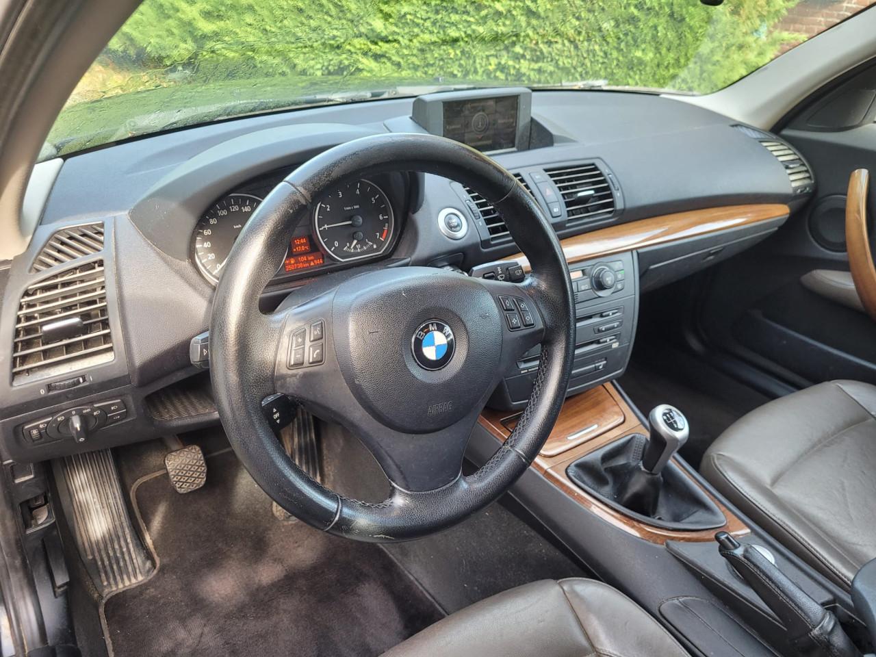 Bmw 1 serie navigatie leer