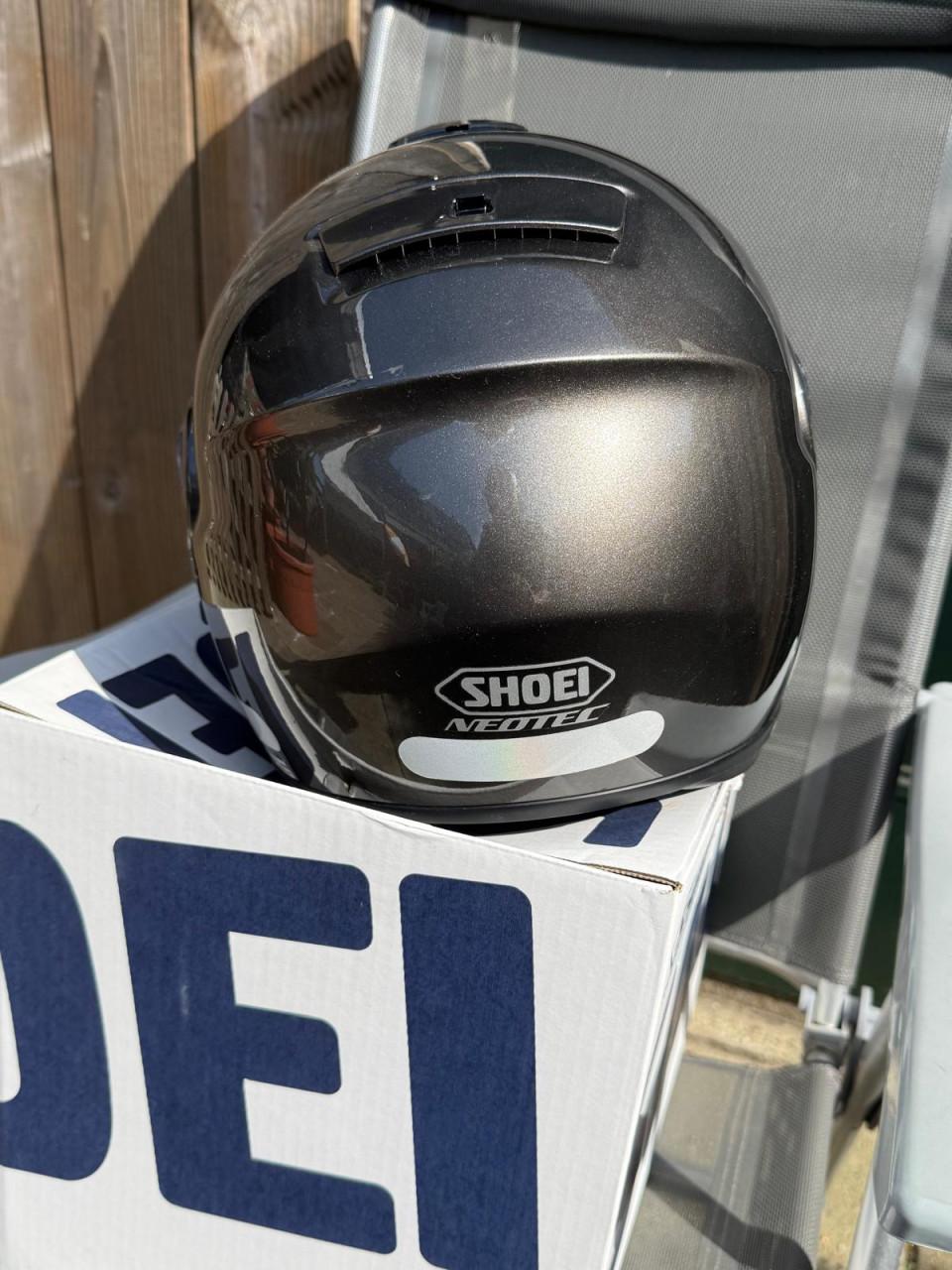 Shoei Neotec Systeemhelm – Anthracite – Maat L (59/60 cm)
