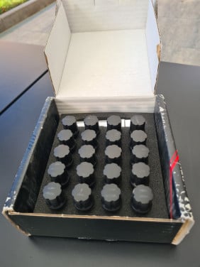 Nieuwe set wielbouten.