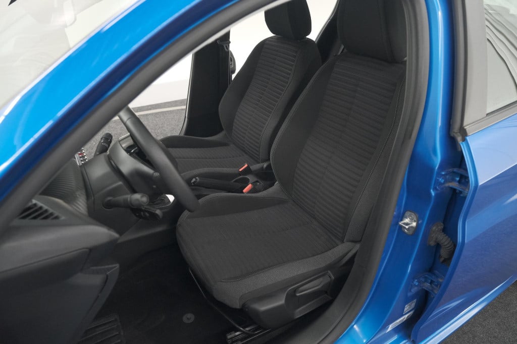 Peugeot 208 puretech 100 active | navigatie | cruise control | apple carpla