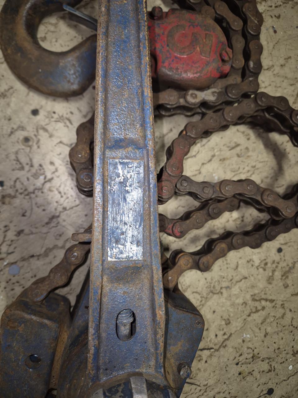 Zware kettingtakel 3 ton - Werkend