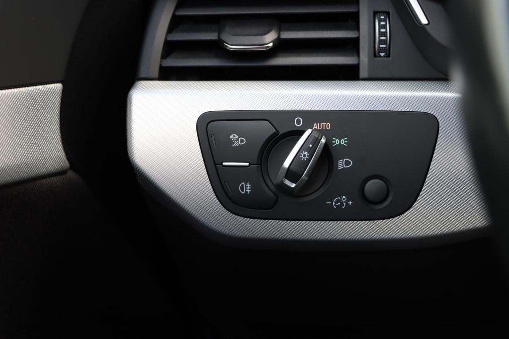 Audi A4 avant 2.0 tdi design pro line plus s-tronic 190pk