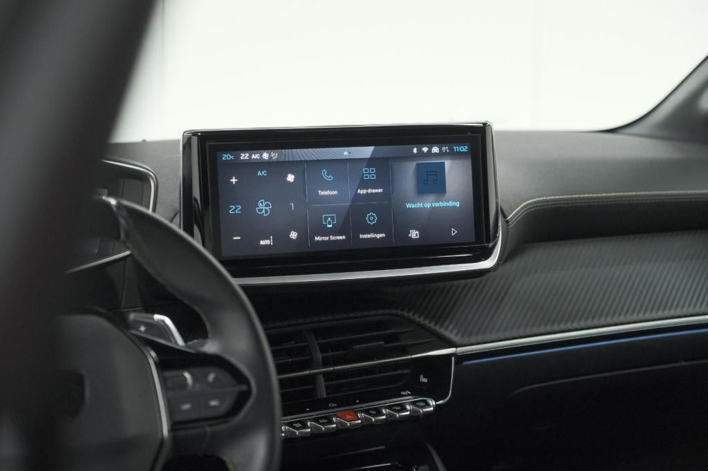 Peugeot 208 1.2 hybrid 145 e-dcs6 gt | alcantara pakket | camera | apple ca