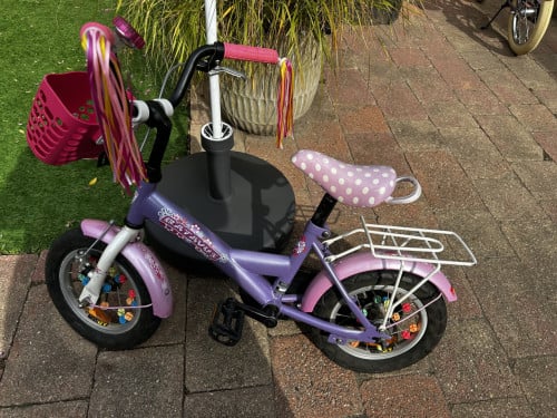 GERESERVEERD - Batavus meisjes fietsje 12 inch