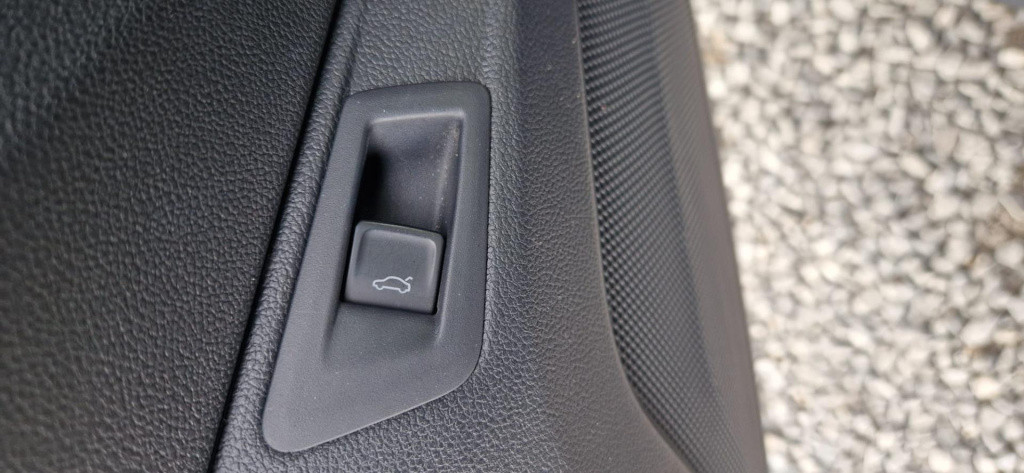 Volkswagen T-roc 1.0 tsi style | carplay | camera | elektr. achterklep | na