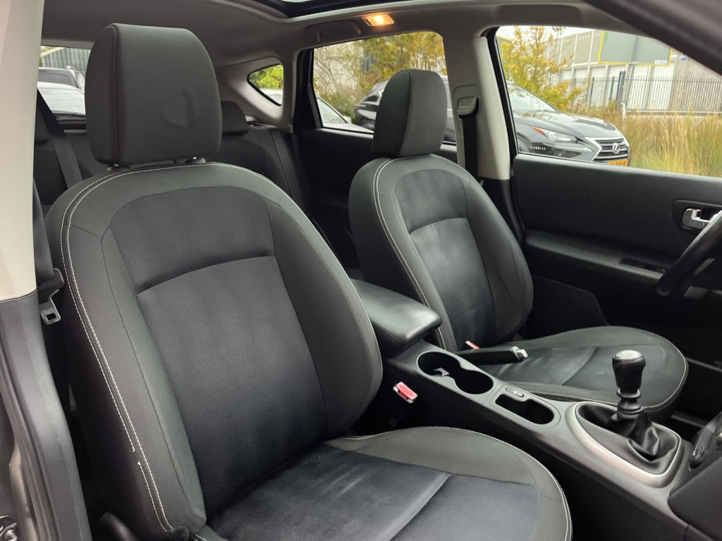Nissan Qashqai 2.0 connect edition | camera | cruise | navi | trekhaak