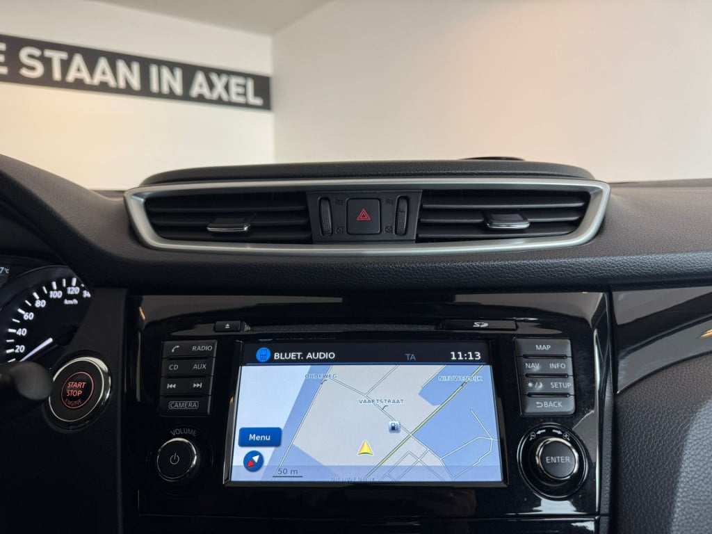 Nissan Qashqai 1.6 connect edition