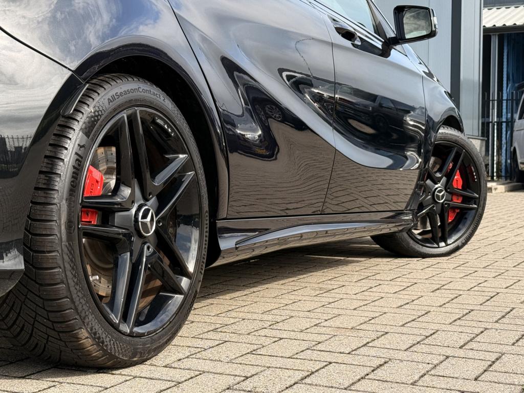 Mercedes-Benz A-Klasse amg 45 4matic | stoelverwarming | kuipstoelen | acht