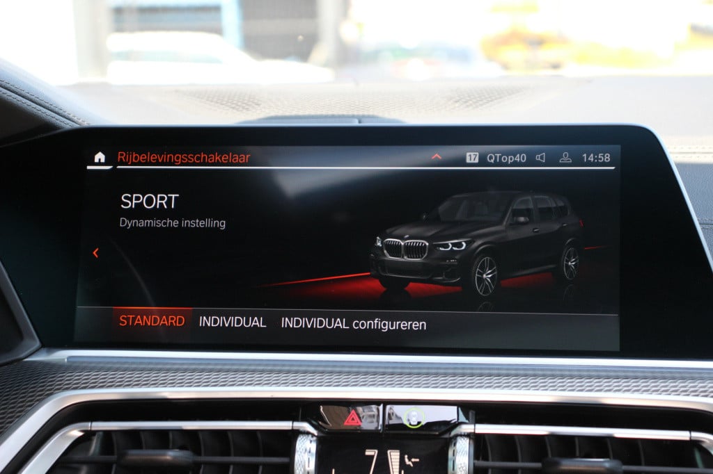 BMW X5 xdrive45e high executive m-sport | pano | luchtvering | 360 camera |