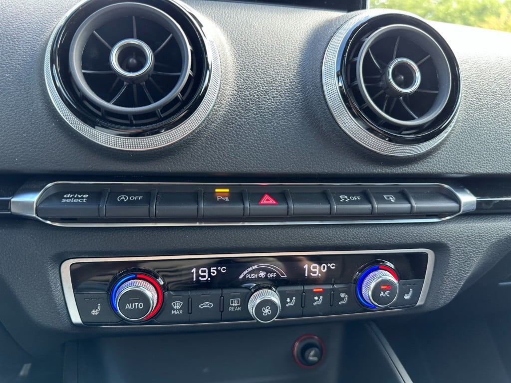 Audi A3 1.4 tfsi pro line plus 3x s-line pano trekhaak mmi plus acc + blis