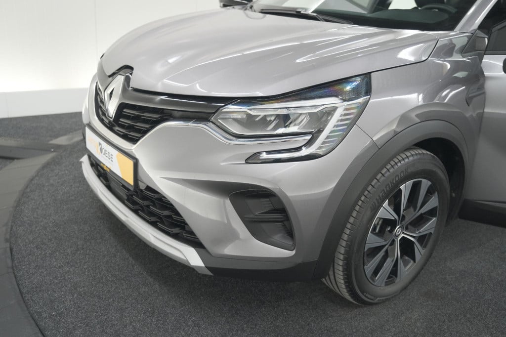 Renault Captur 1.6 e-tech full hybrid 145 techno | trekhaak | navigatie | p