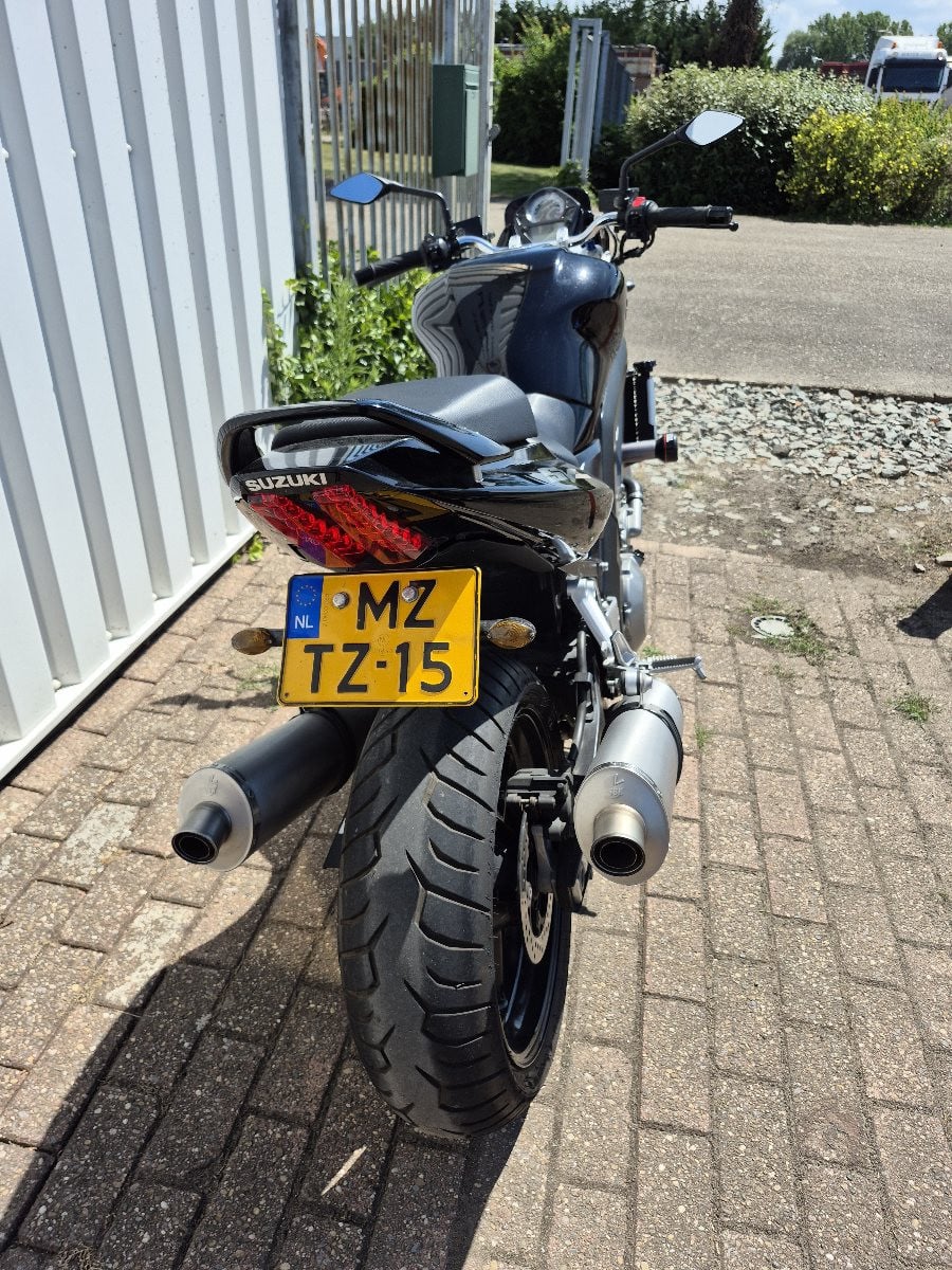 Suzuki SV1000N uit 2006, dikke naked bike