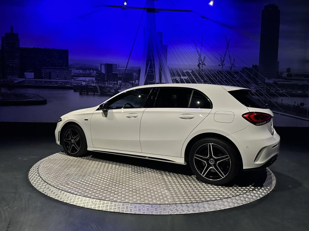 Mercedes-Benz A-Klasse 250 e premium *led*sfeerlicht*appconnect*