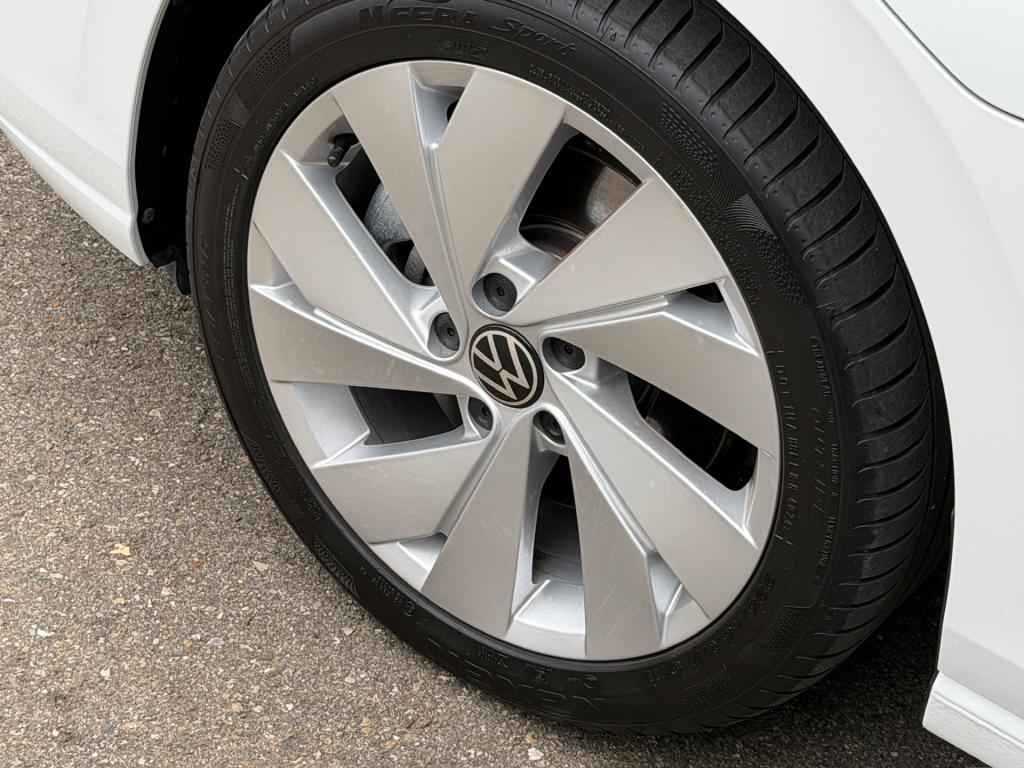 Volkswagen Golf 1.5 ehybrid goal | camera | head-up | dode hoek | carplay |