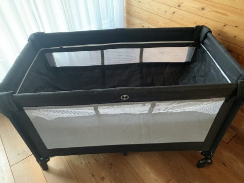 Campingbed ( Kees Kekk) incl opvouwbaar matras+ toebehoren