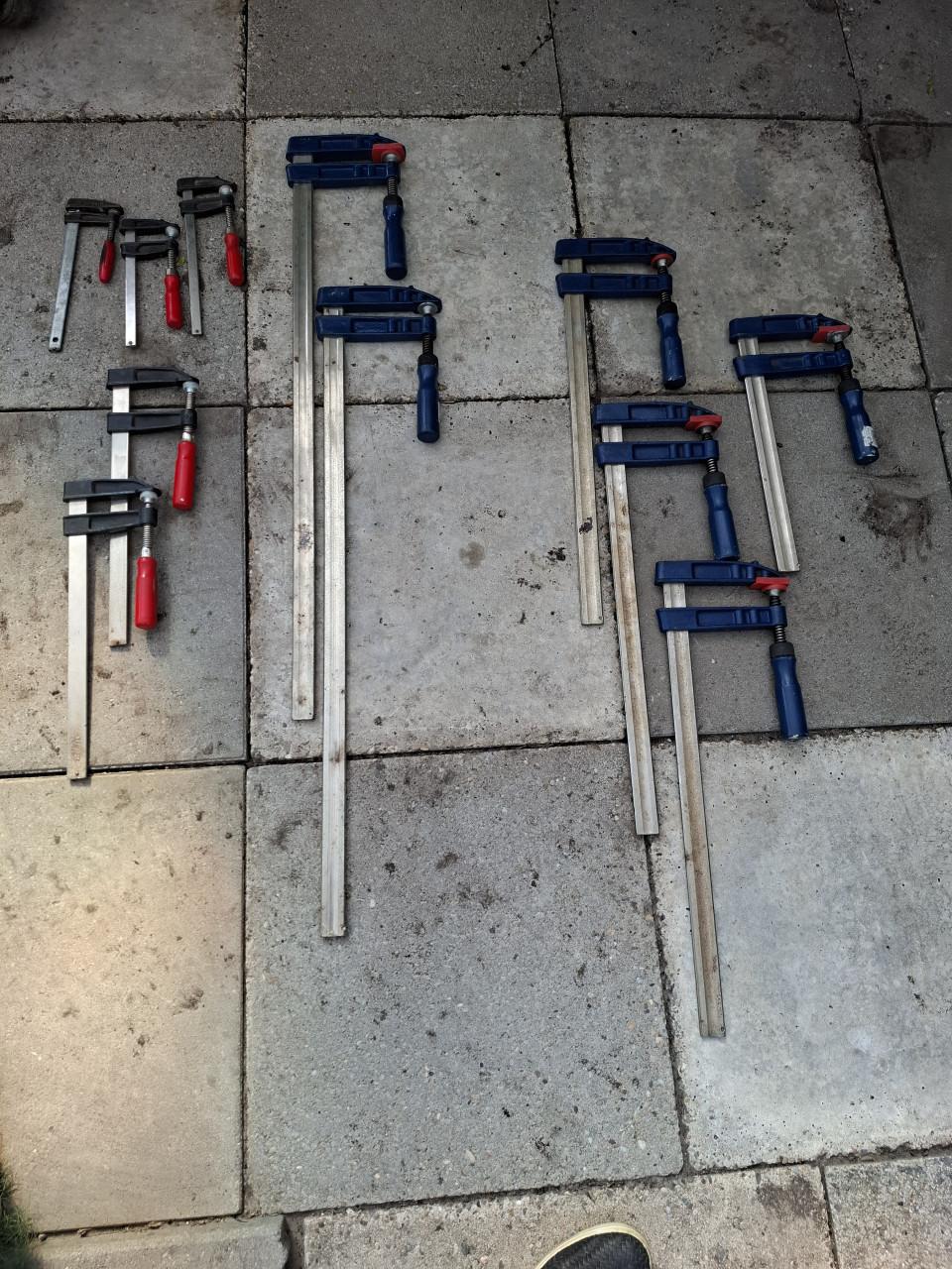 Set van 11 diverse  lijmklemmen (DIN 5117)