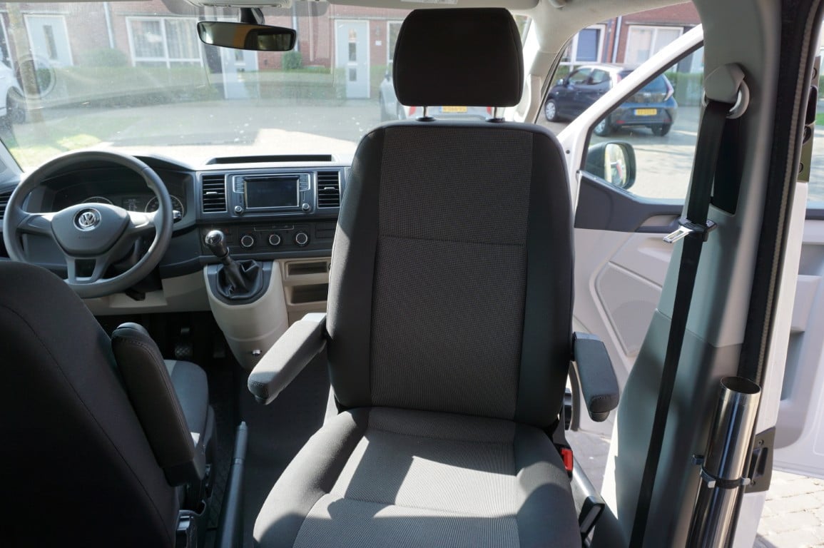 Volkswagen T6 Outdoor Camper Vans 2015 met 126.000km Euro 6
