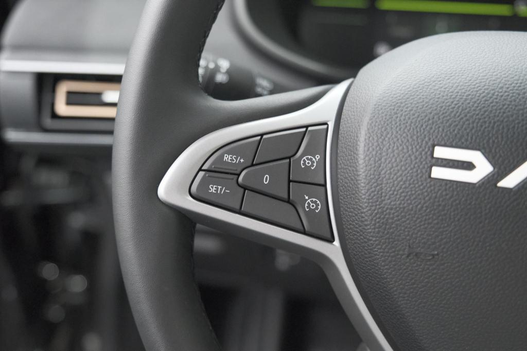 Dacia Jogger 1.6 hybrid 140 extreme | 7 zitplaatsen | camera | dodehoekdete