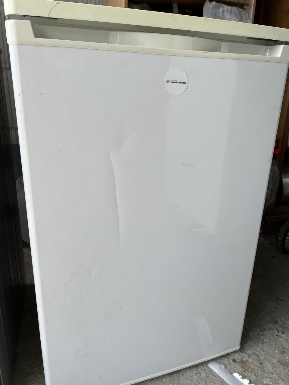 Tafelmodel koelkast met vriesvak 85x55 cm. Energieklasse A++