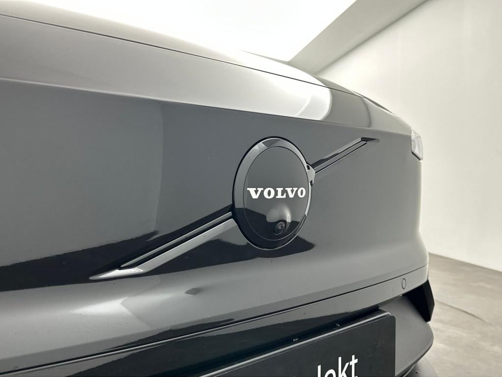 Volvo Ex30 p5 long range ultra black edition