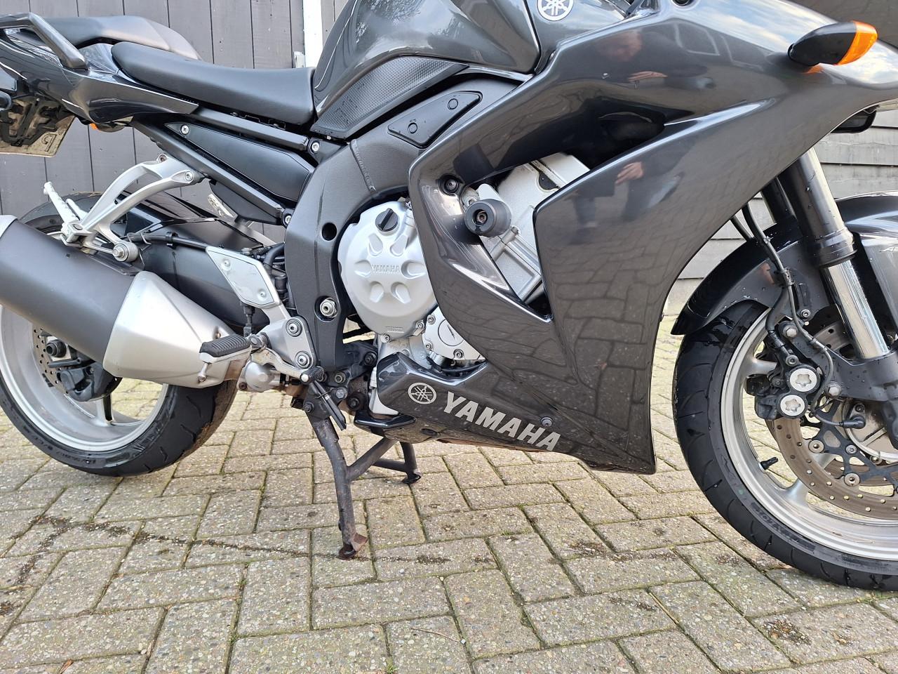 Yamaha FZ1 GT