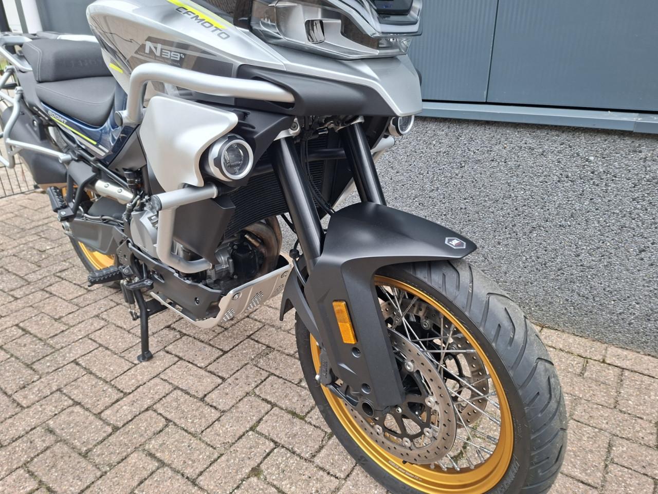 CF Moto MT 800 Touring