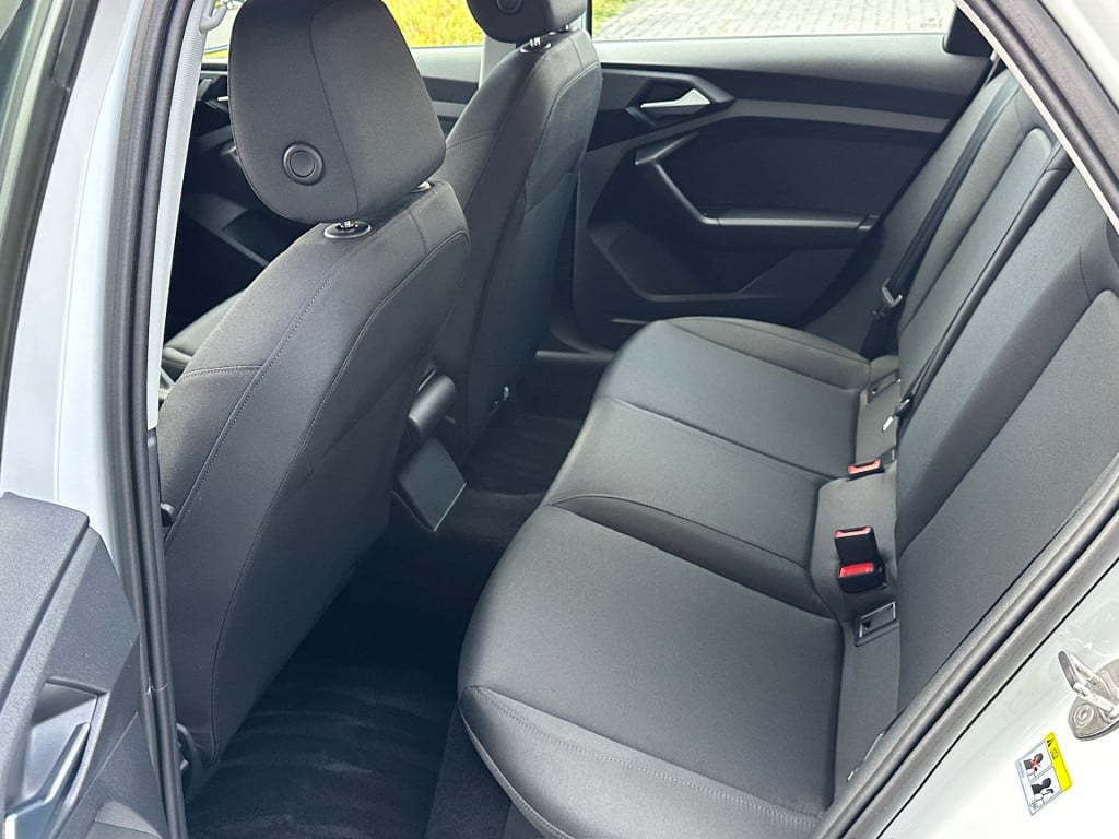 Audi A1 Sportback 30 tfsi 116pk s-tronic s-line | navi | virtual cockpit | 