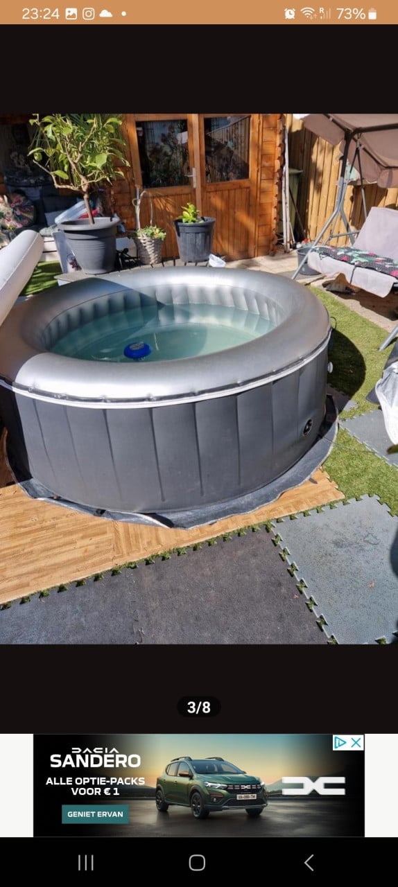 Jacuzzi