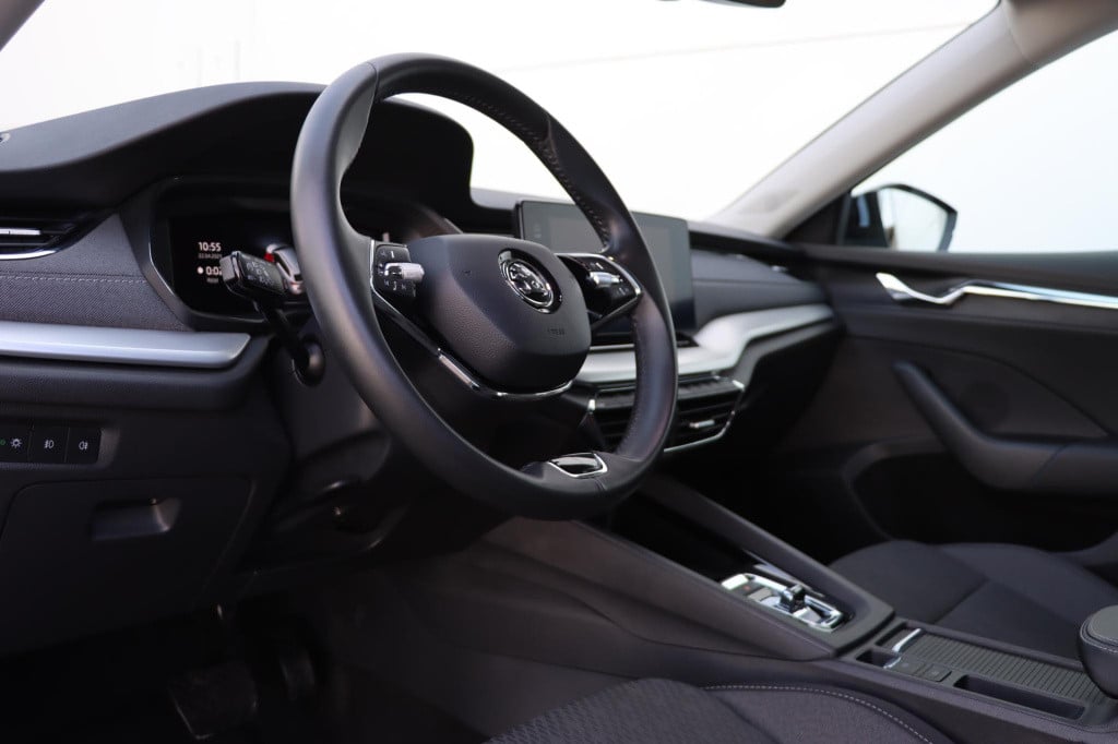 Skoda Octavia combi 1.4 tsi iv style 204pk dsg6