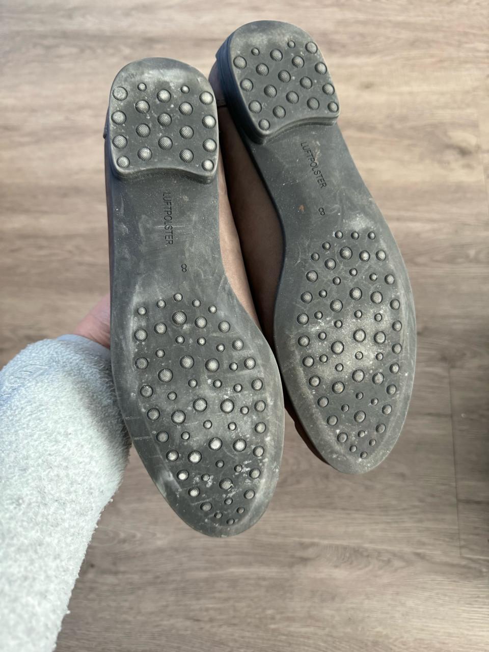 Mooie nubuck leren mocassins van Ara, maat 42 > valt smal!