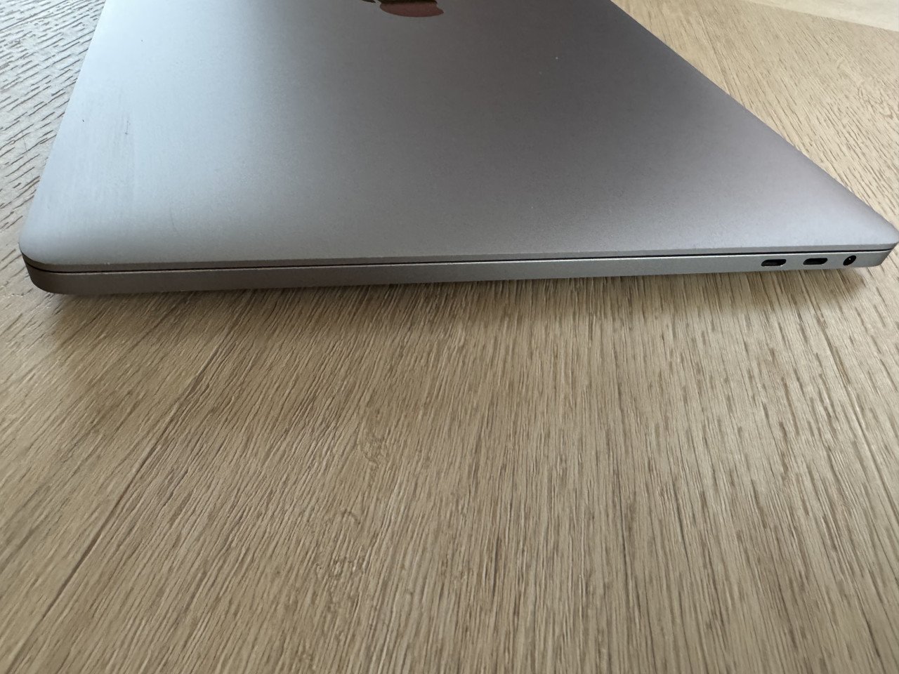 Apple Macboo Pro 2019 16 inch
