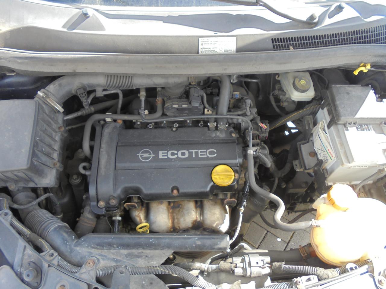 Corsa 1.2-16V bouwjaar 2008 met N.A.P de Apk is tot December 2026 € 895