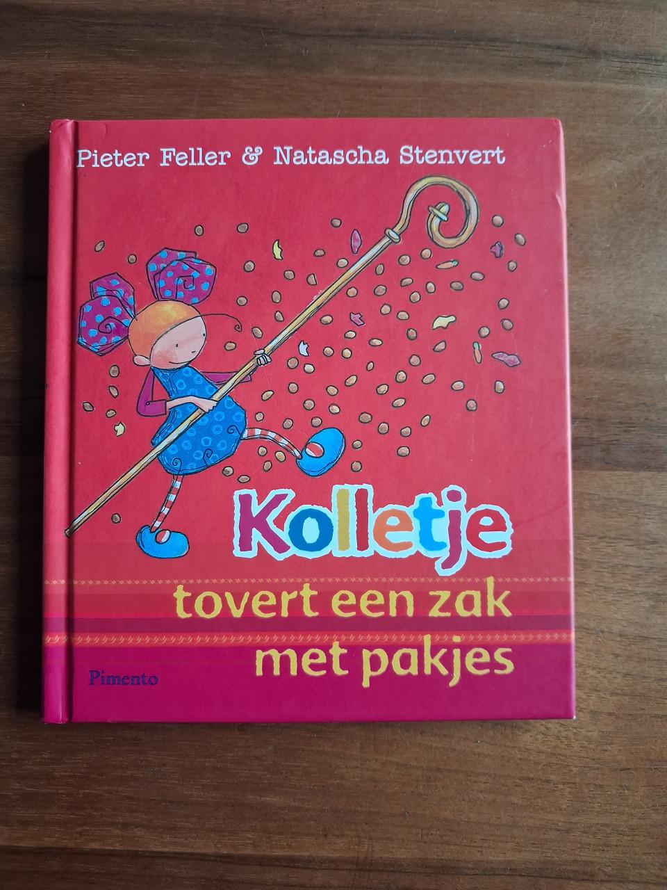 Kinderboek Kolletje tovert een zak met pakjes