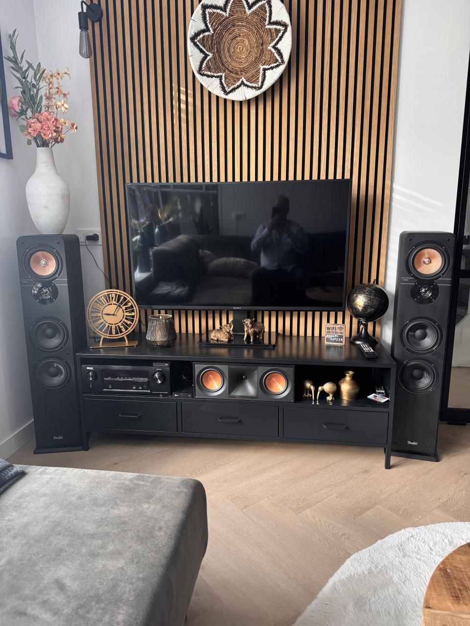 Te koop nette stereo set