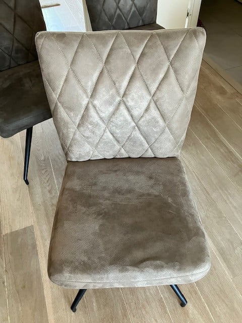 4 eetkamerstoelen te koop