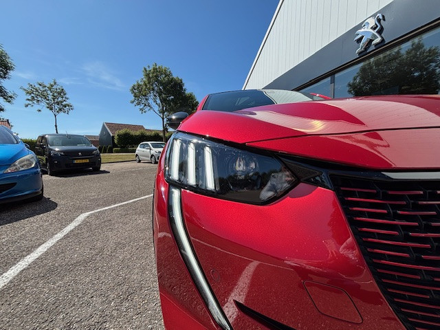 Peugeot 208 gt pack ev 50kwh 136pk 3-fase navigatie | apple carplay & andro