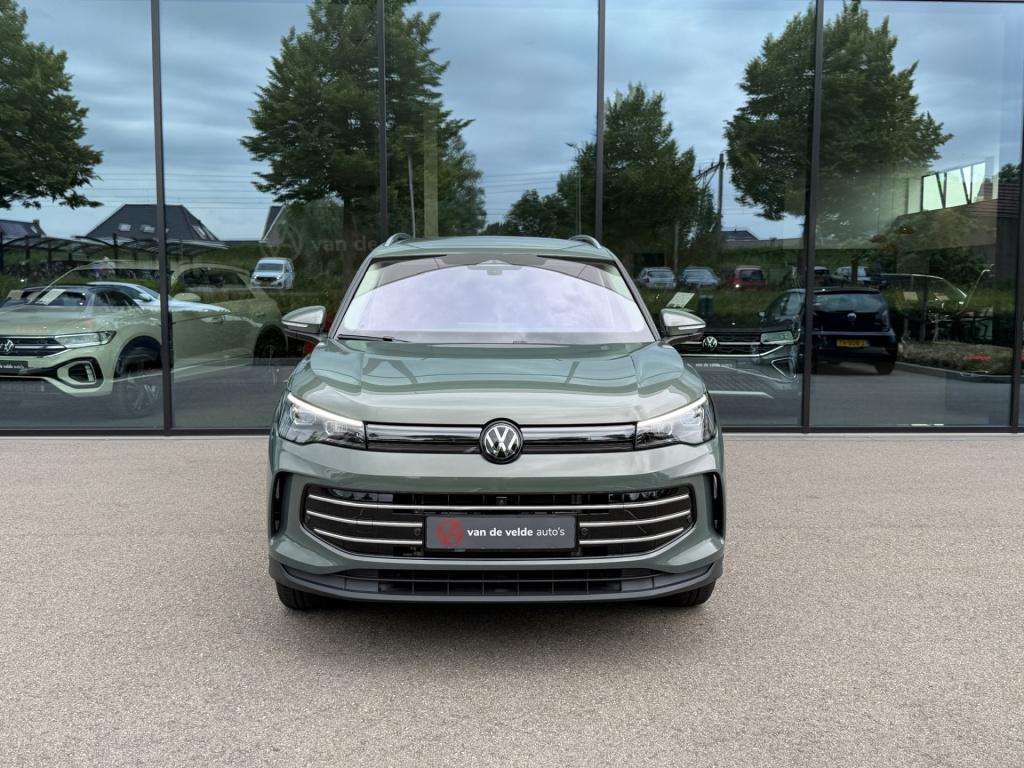Volkswagen Tiguan 1.5 ehybrid elegance 204pk | trekhaak | 360 camera | all-