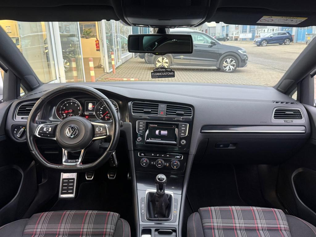 Volkswagen Golf 2.0 tsi gti performance