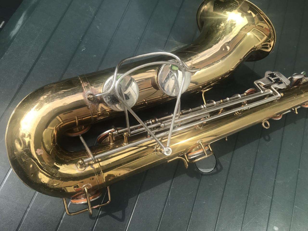 Buescher aristocrat tenor saxofoon