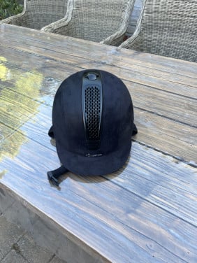 Paardrij cap