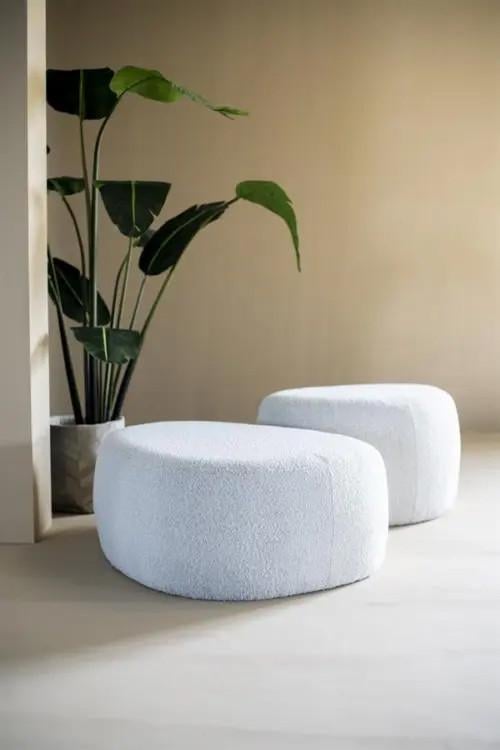 Mooie Poef Liby (bekend van TV wonen) - 70x48x35 cm